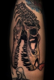 大型雕刻恐龙骨架纹身图案