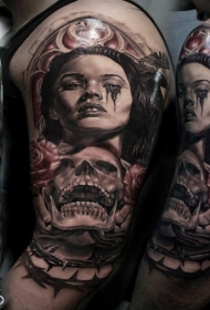 新传统的彩色肩膀哭泣妇女纹身图案
