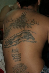 西藏佛教字符满背纹身图案