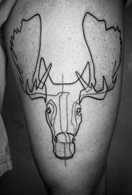 大腿黑色线条部落风麋鹿头纹身图案