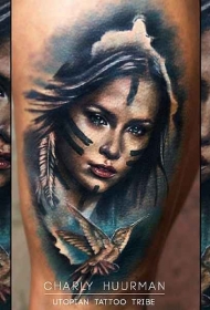 腿部现代传统风格的彩色印度女人纹身