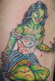 腿部彩色血腥僵尸女孩纹身图案