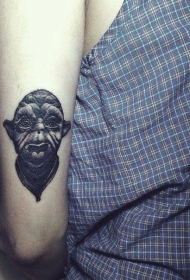 手臂old school小小的黑色大师尤达纹身图案