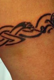 凯尔特花纹臂环胳膊纹身图案