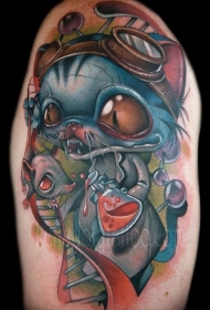 令人毛骨悚然的科学猫与老鼠纹身图案