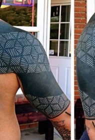 大臂简约黑白部落图腾纹身图案