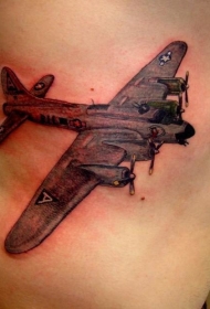 腰侧黑灰轰炸机纹身图案