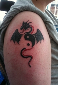 手臂阴阳八卦龙纹身图案