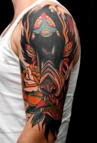 新的学校风格色恶魔狼花的肩部纹身图案