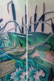 腿部彩色钓鱼主题的纹身图案