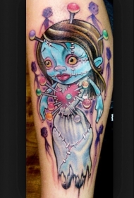 彩色卡通娃娃与针纹身图案