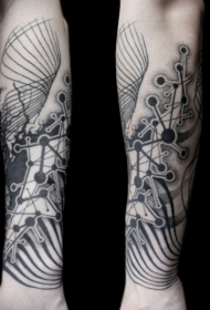 小臂黑色个性的DNA符号纹身图案