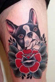 腿部彩色小狗和传统花朵纹身图片