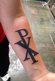 小臂令人印象深刻的黑色宗教符号纹身图案