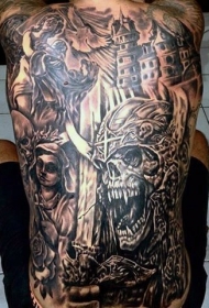 背部华丽的黑白各种怪物与城堡纹身图案