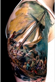 大臂彩色沉船与人像纹身图案