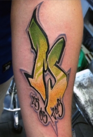 手臂新的学校风格彩色涂鸦字体纹身图案