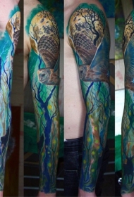 华丽现实主义风格猫头鹰纹身图案
