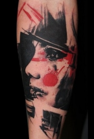 手臂彩色女性侧脸肖像纹身图案