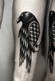 小臂黑色几何图形乌鸦纹身图案