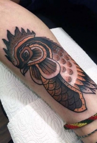 手臂old school彩绘公鸡头像纹身图案