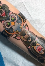 手臂原设计的彩色部落动物纹身图案