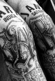 膝盖黑色各种风格字母纹身图案