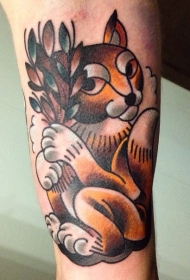 卡通松鼠与植物纹身图案