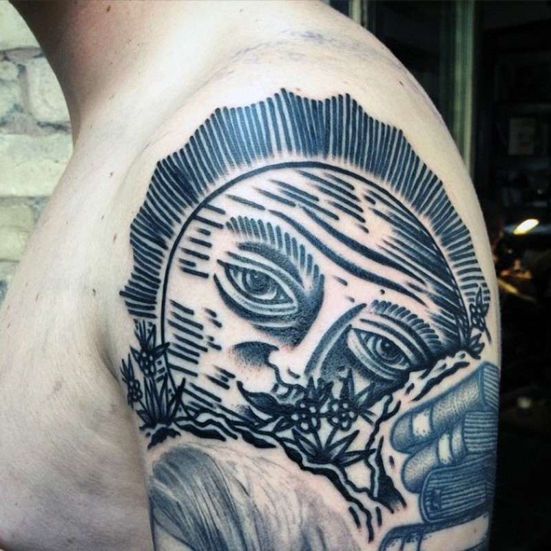 手臂黑色线条微笑的大太阳纹身图案