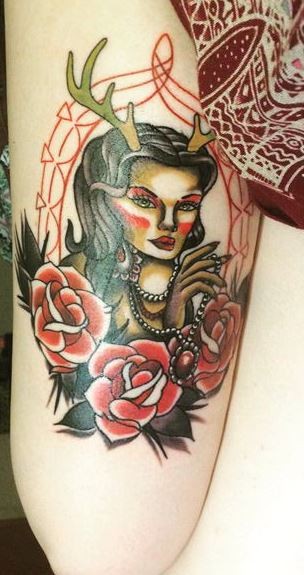 老漫画像彩色奇怪女人的肖像纹身图案