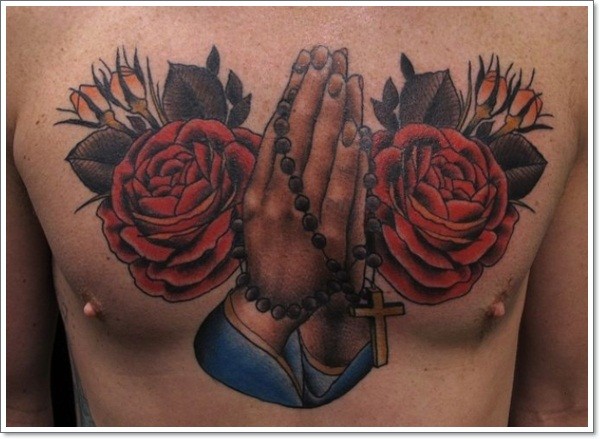小臂手绘祈祷双手与玫瑰纹身图案
