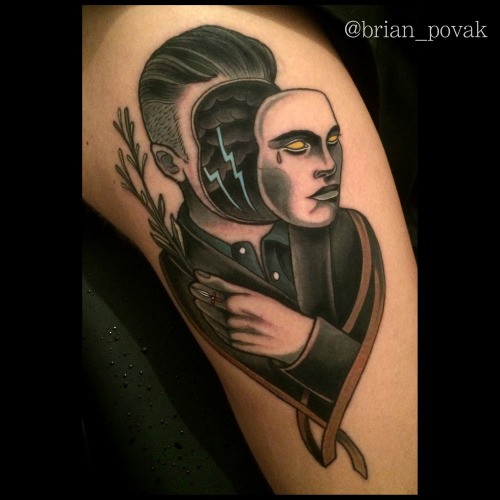 超现实主义风格的彩色人脸植物和闪电纹身图案