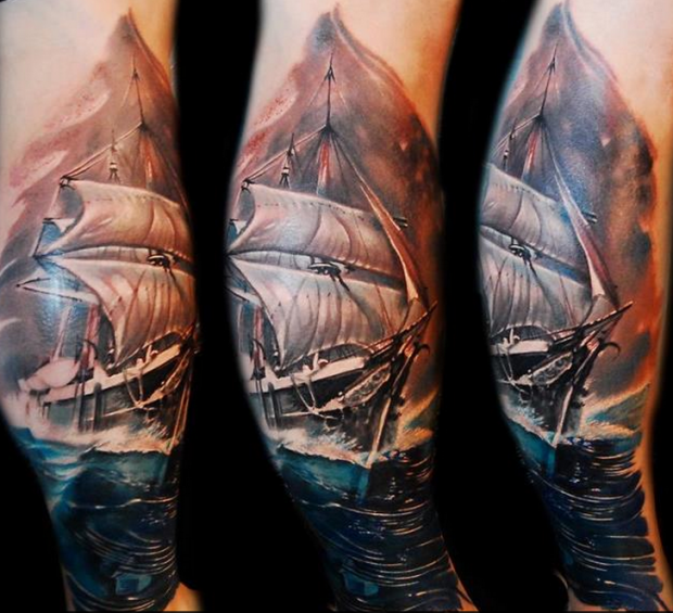 写实风格非常漂亮的彩色帆船纹身图案