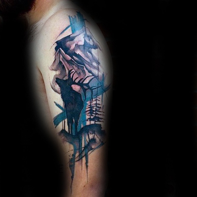 肩部现代风彩色山纹身与麋鹿纹身图案