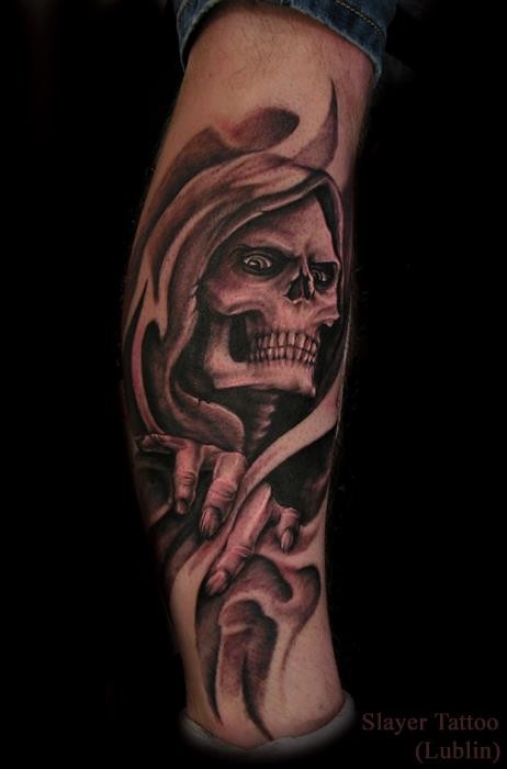 腿部棕色骷髅死神纹身图案