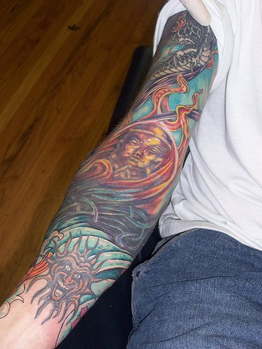 手臂彩色佛主题袖纹身图案