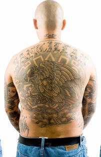 满背大鹰与蛇阿兹特克风格纹身图案