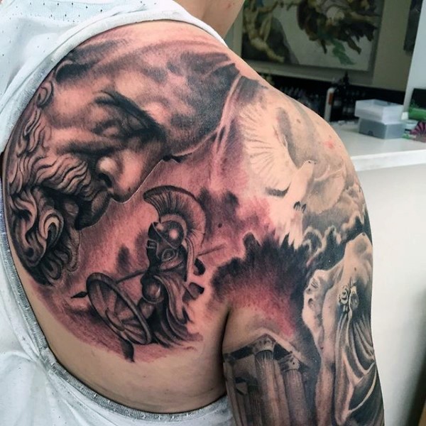 肩部古希腊的主题人物纹身图案