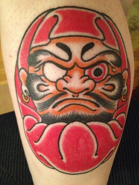 腿部彩色插画风格的海盗不倒翁纹身