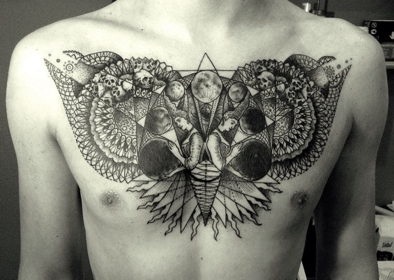 胸部黑色神秘梵花星球纹身图案