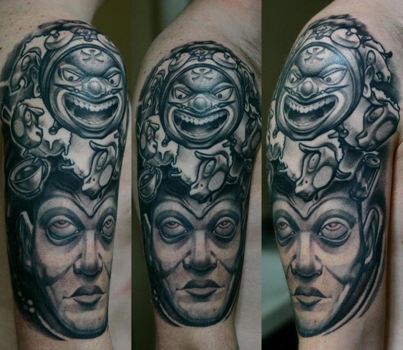 肩部黑灰石雕风格古代雕像纹身图案