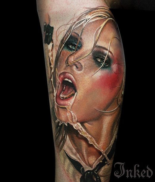 小腿写实非常漂亮的彩色女孩纹身图案