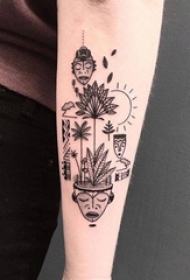 男生手臂上黑色线条几何元素创意天空城纹身图片