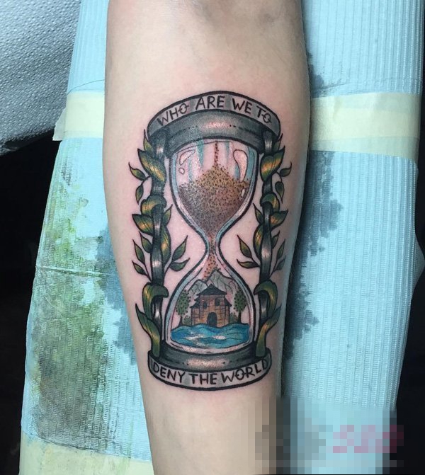 多款象征着时间流逝的创意精致经典沙漏纹身图案