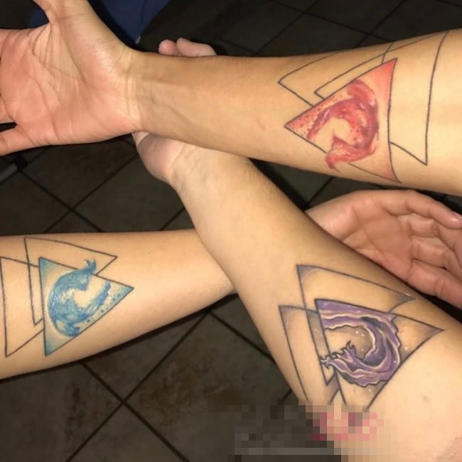 多款与自己所爱之人的简单线条同款匹配纹身图案