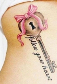 多款关于钥匙的素描创意个性纹身图案