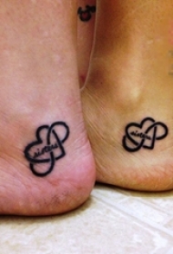 多款爱意满满的黑色抽象线条情侣纹身图案