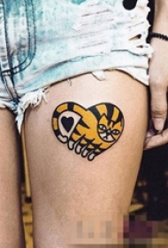 多款彩绘水彩创意个性心形元素动物纹身图案