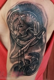 男生手臂上黑灰素描点刺技巧创意斯巴达纹身图片