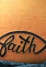 女生腹部上黑色简约线条英文纹身图片